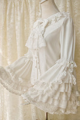 Blouse Lolita Douce Magnifique à Manches Longues Trompette Hime avec Volants, Nœud Papillon et Dentelle, 2 Couleurs